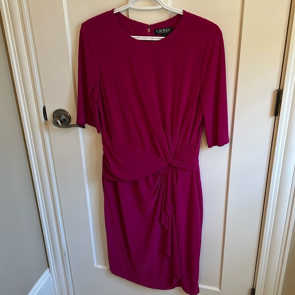 Lauren Ralph Lauren Dresses & Skirts - Lauren ruffle front dress, size 10